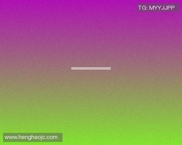 足球明星踢球头像女孩展现青春活力与运动魅力的完美结合 足球明星踢球头像女孩展现青春活力与运动魅力的完美结合