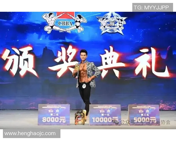 身材健美的足球明星男孩如何在赛场上展现青春活力与拼搏精神 身材健美的足球明星男孩如何在赛场上展现青春活力与拼搏精神